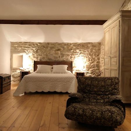 B&B - Le Vieux Figuier Вакерас Екстер'єр фото
