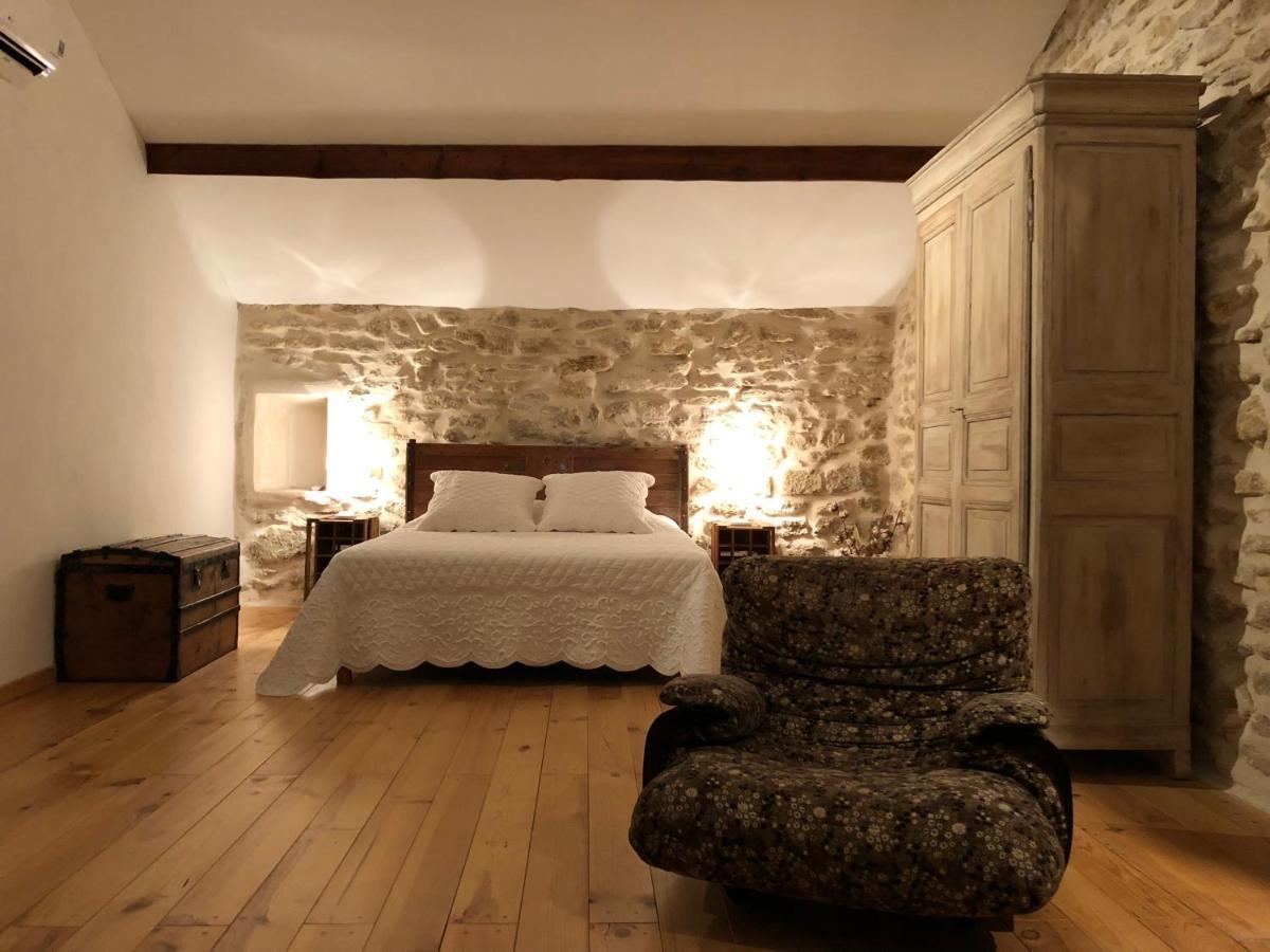 B&B - Le Vieux Figuier Вакерас Екстер'єр фото